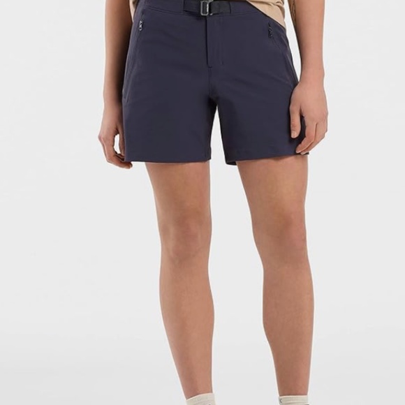 Arc'teryx Gamma LT 6" Women's Shorts, Size 10 - Navy Blue - Picture 1 of 10